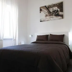 Magenta Luxury Coronari 2 , Roma Italia