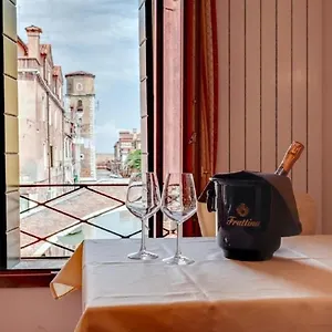 Heart Of Biennale , Venezia Italia